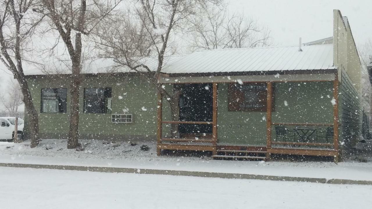 Sagebrush Inn & Suites Broadus エクステリア 写真